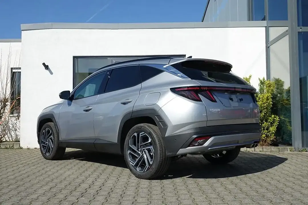 Hyundai TUCSON - Thumbnail 3