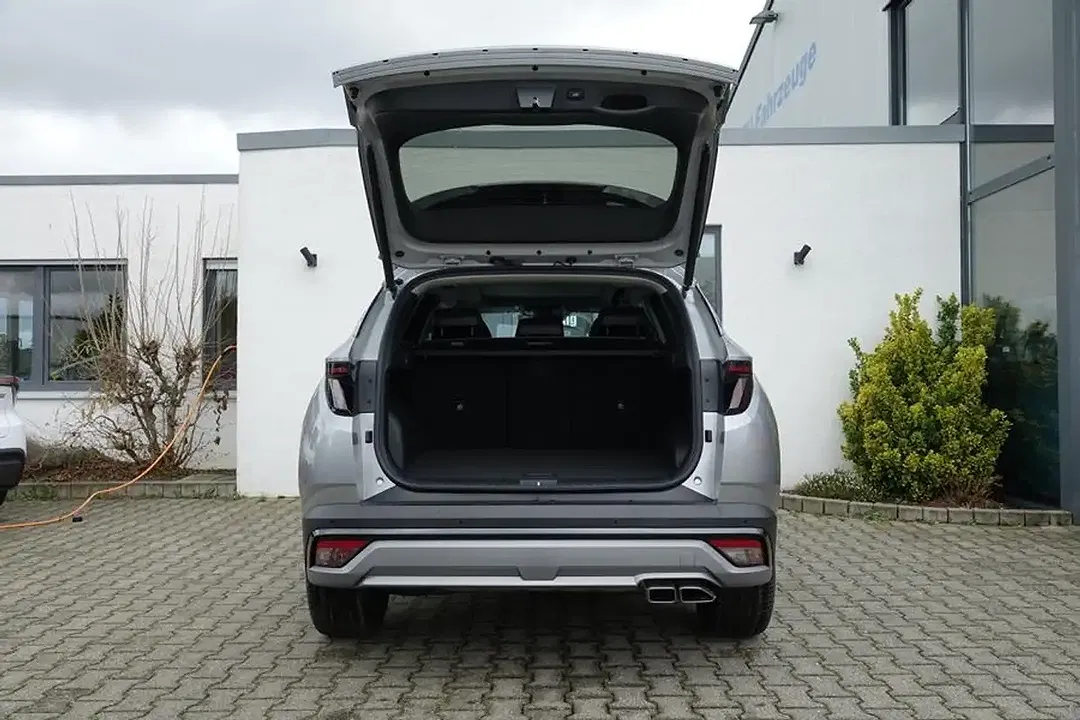 Hyundai TUCSON - Thumbnail 7