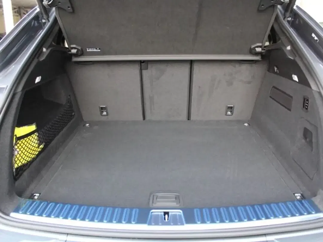 Porsche Cayenne - Thumbnail 12