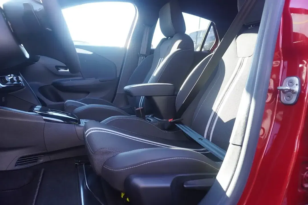 Opel Corsa - Thumbnail 10