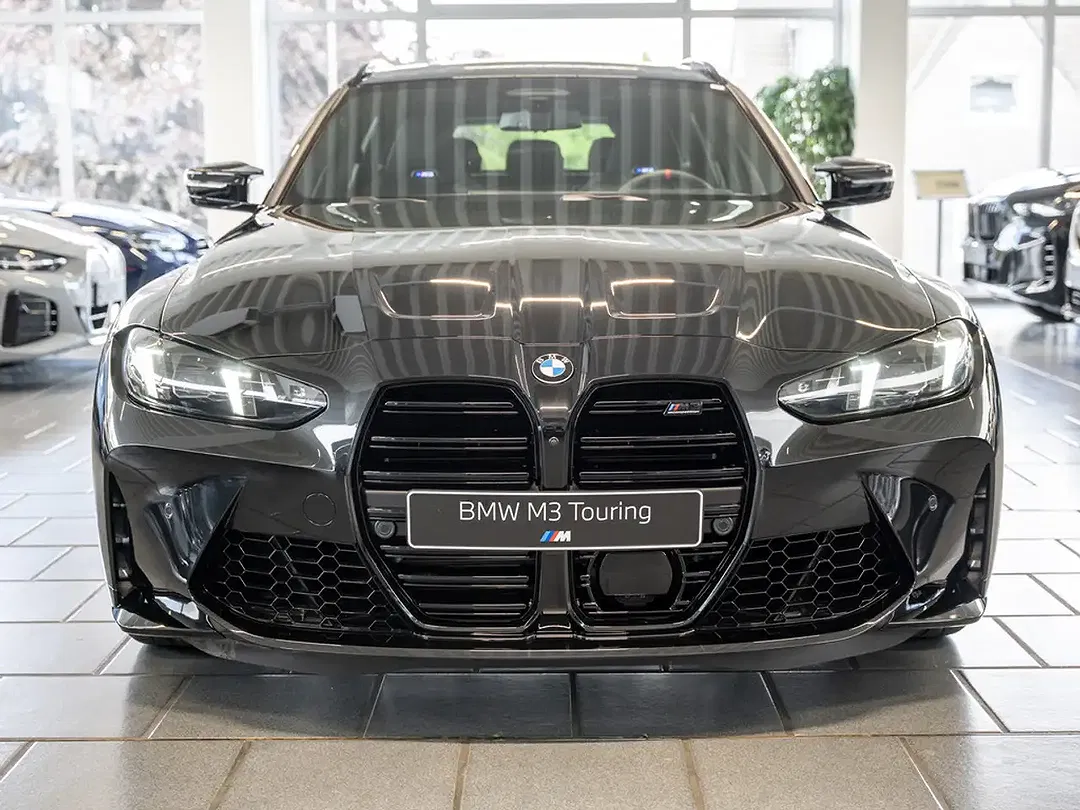 BMW M3 - Thumbnail 3