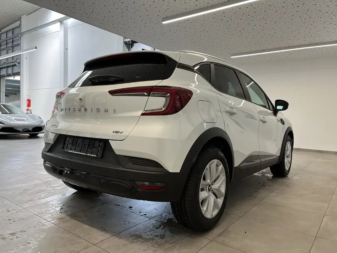 Mitsubishi ASX - Thumbnail 4