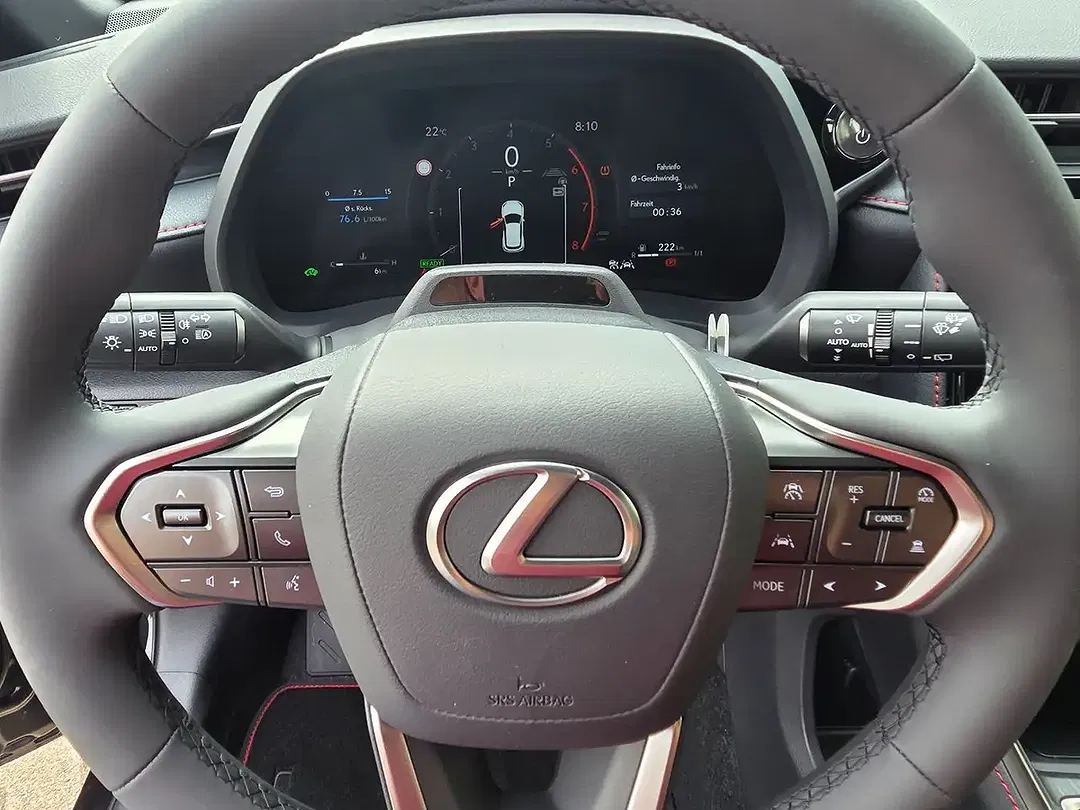 Lexus LBX - Thumbnail 10