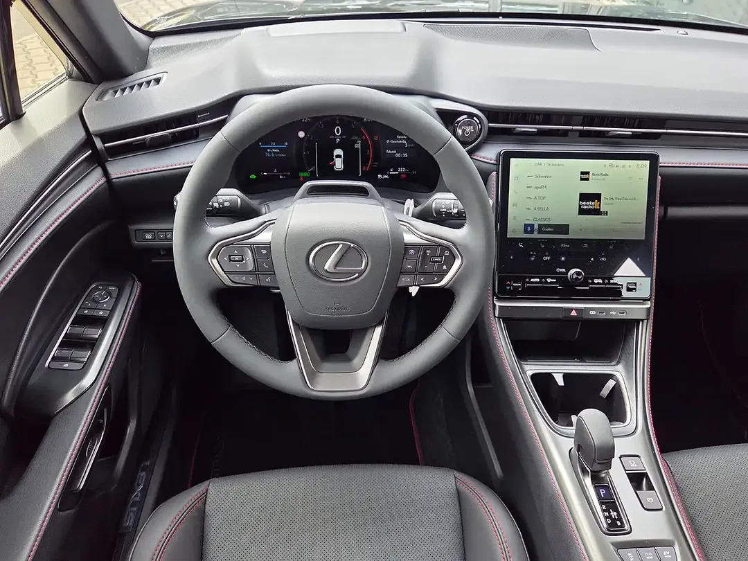 Lexus LBX - Thumbnail 6