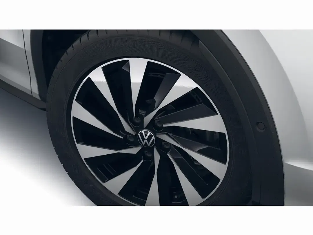 Volkswagen T-Roc - Thumbnail 7