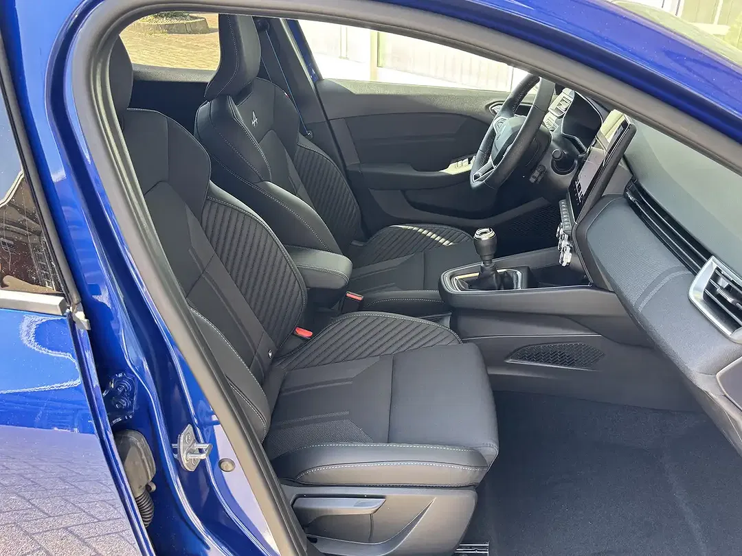 Renault Clio - Thumbnail 9