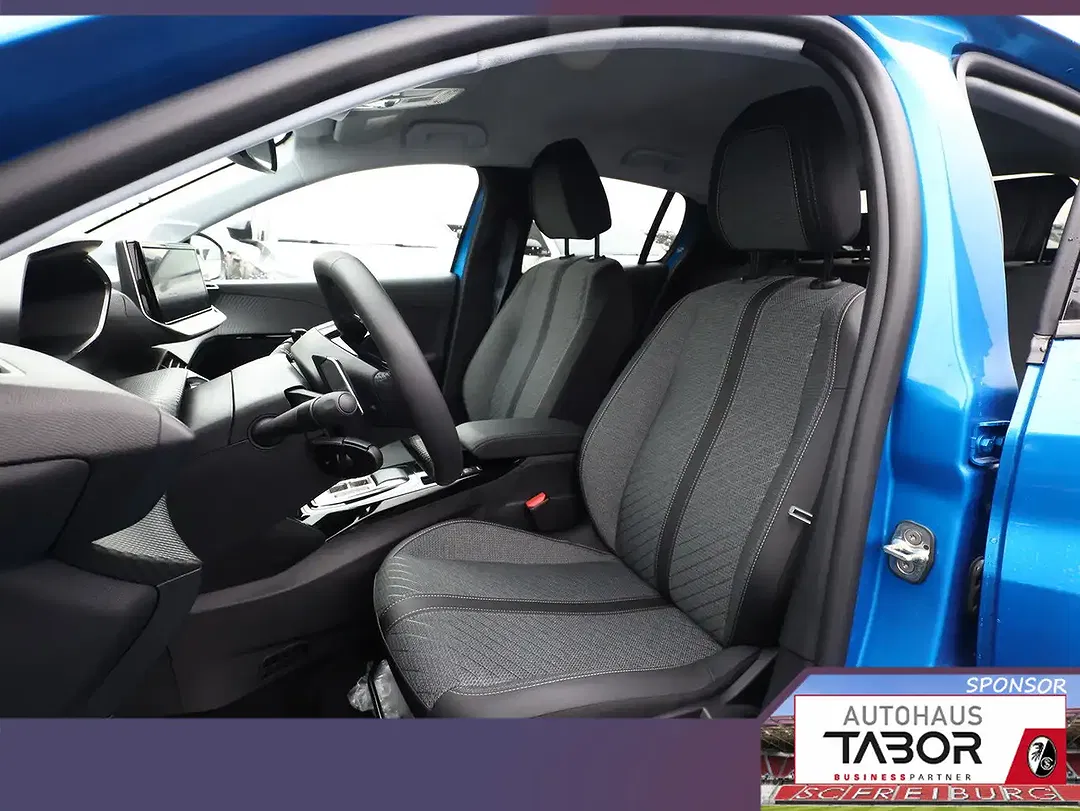 Peugeot 208 - Thumbnail 6