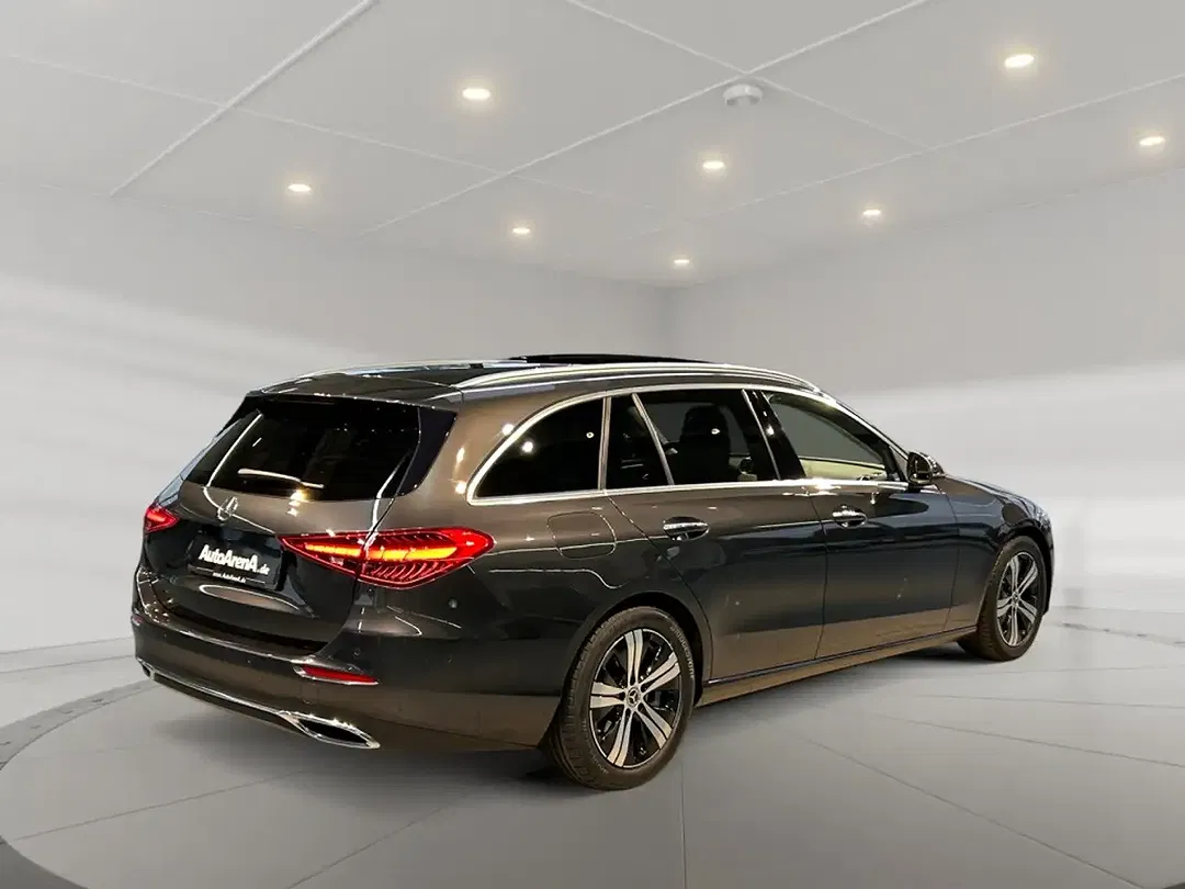 Mercedes-Benz C 220 - Thumbnail 2