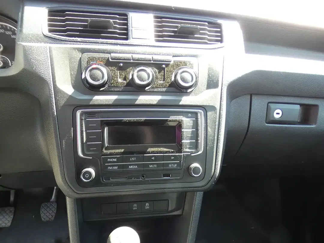 Volkswagen Caddy - Thumbnail 4