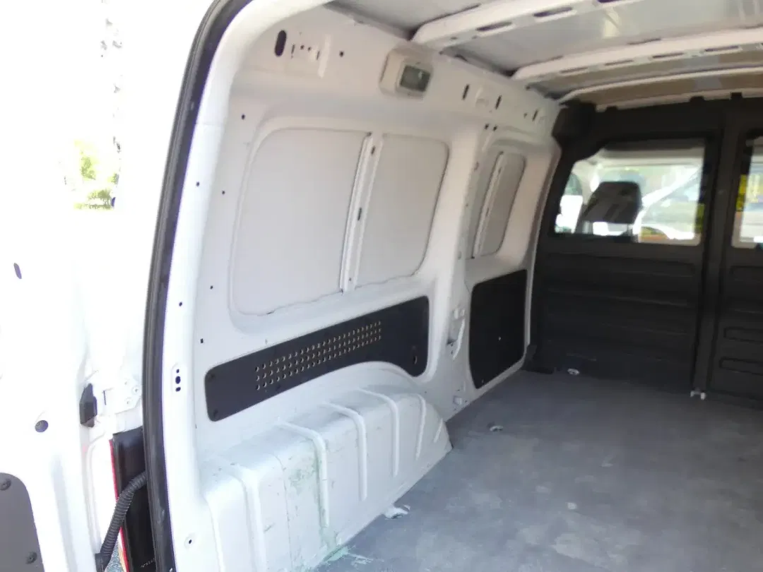 Volkswagen Caddy - Thumbnail 7