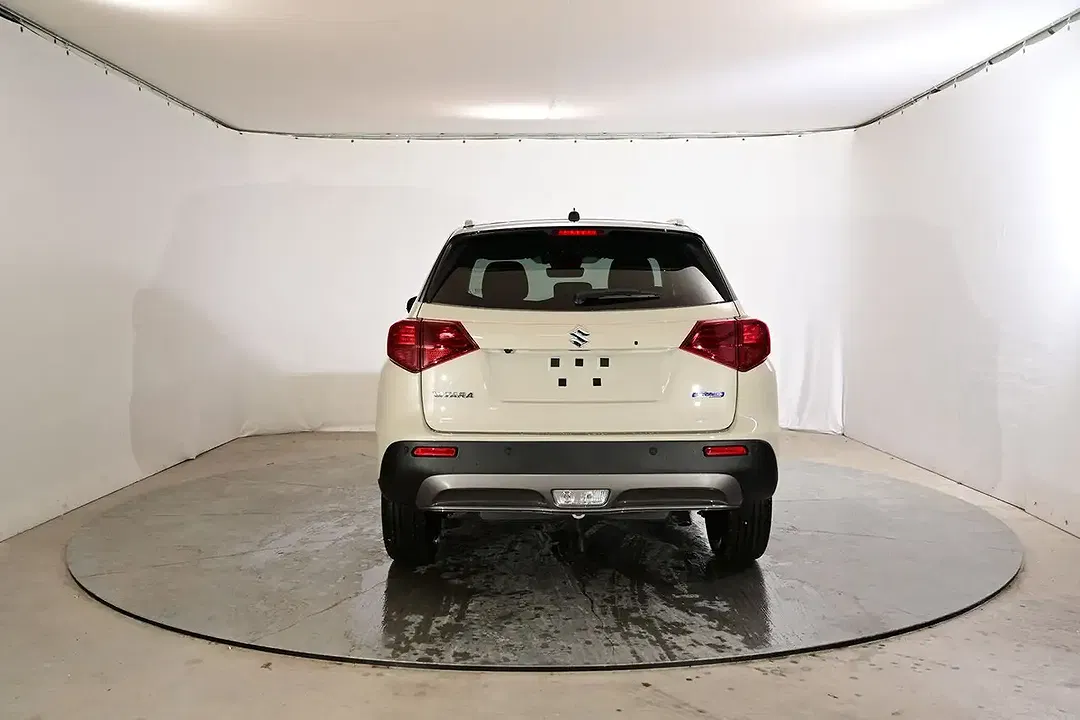 Suzuki Vitara - Thumbnail 4