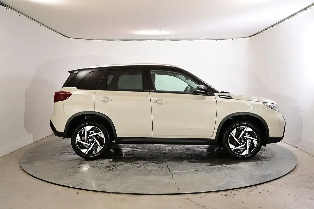 Suzuki Vitara - Thumbnail 6