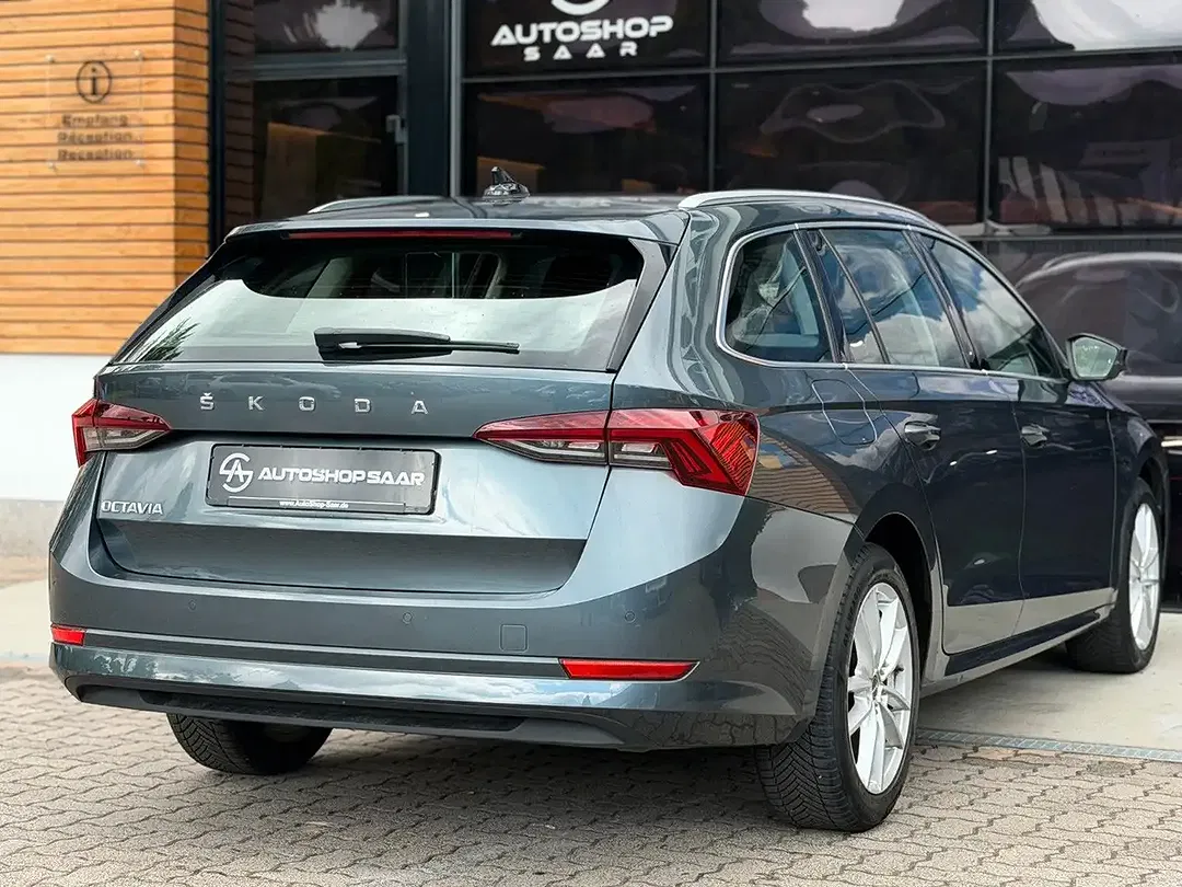 Skoda Octavia - Thumbnail 10
