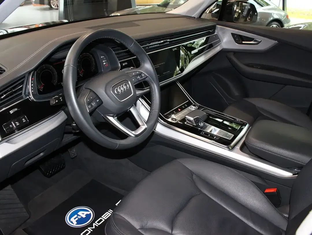 Audi Q7 - Thumbnail 14