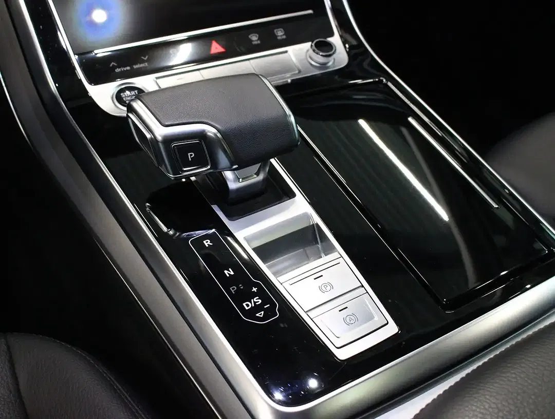 Audi Q7 - Thumbnail 16