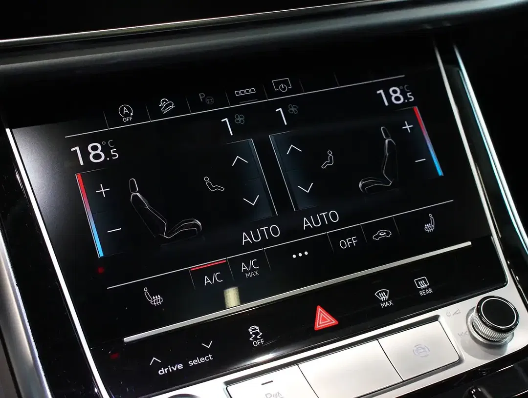 Audi Q7 - Thumbnail 17