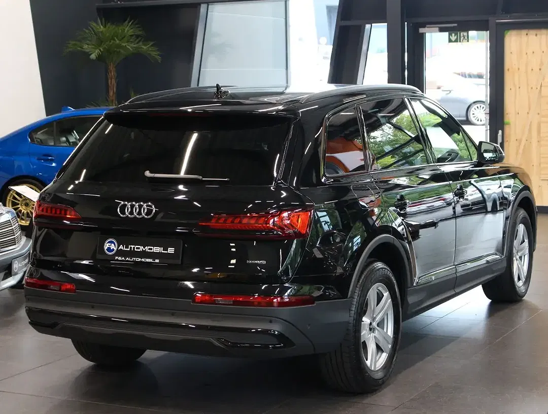 Audi Q7 - Thumbnail 5