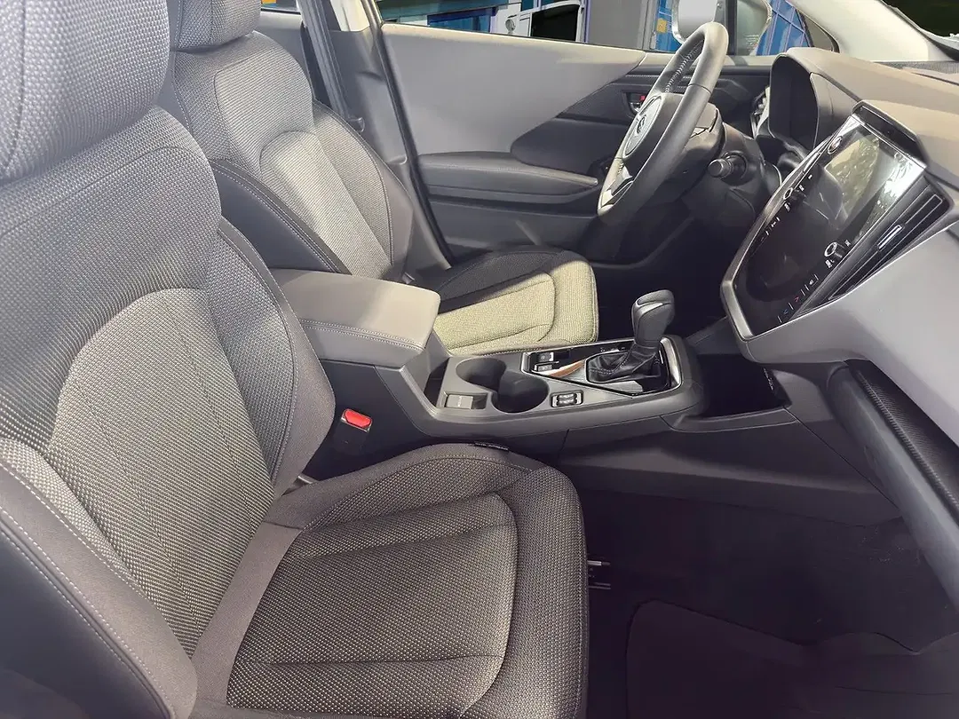Subaru Crosstrek - Thumbnail 9
