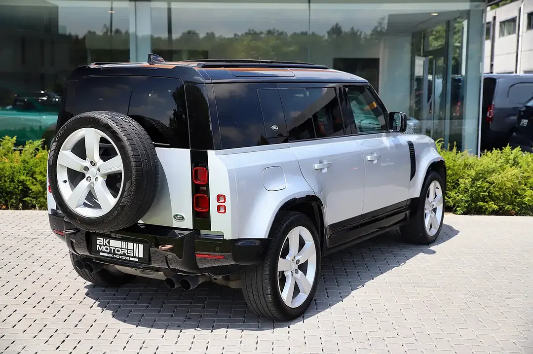 Land Rover Defender - Thumbnail 10