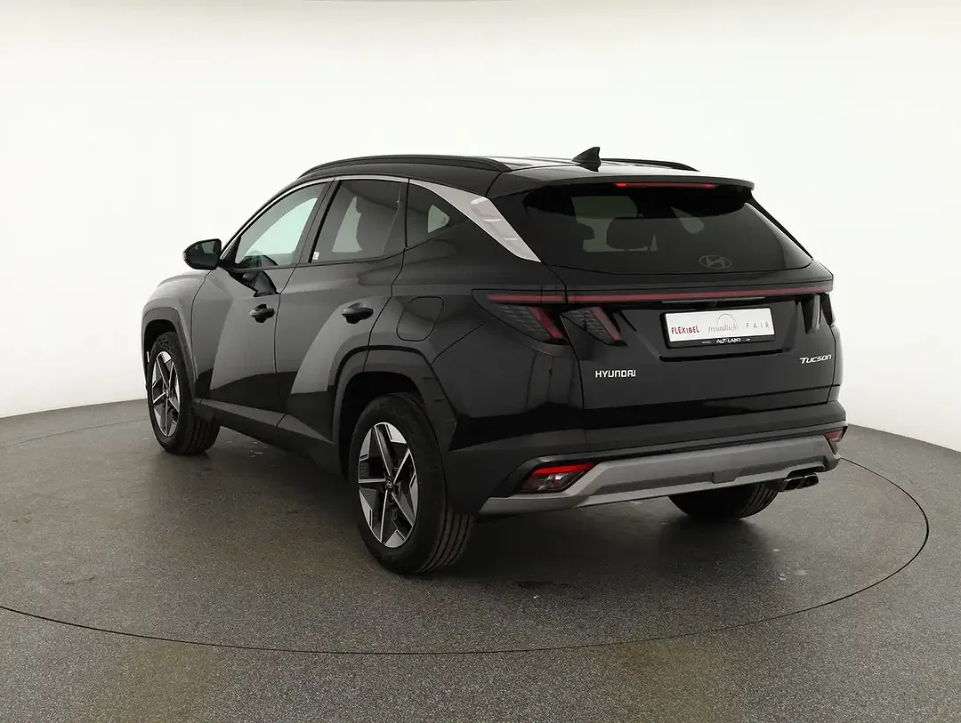 Hyundai TUCSON - Thumbnail 2