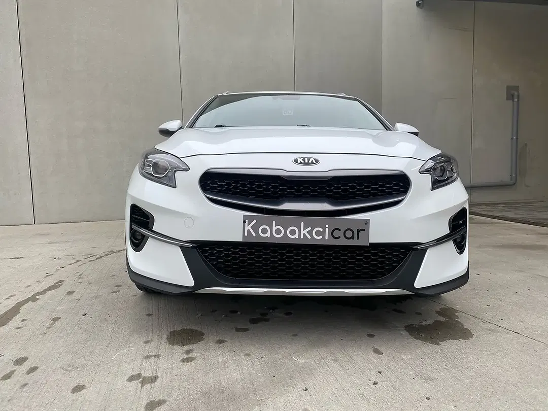 Kia XCeed - Thumbnail 2