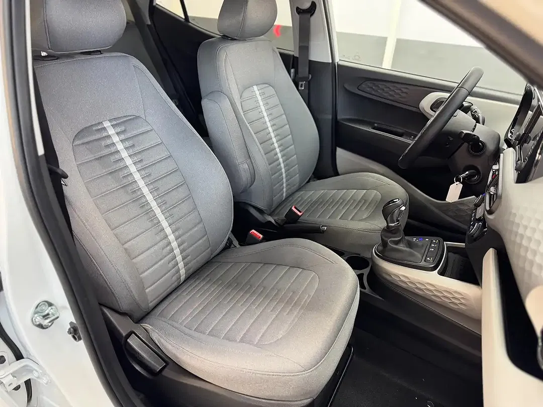 Hyundai i10 - Thumbnail 8