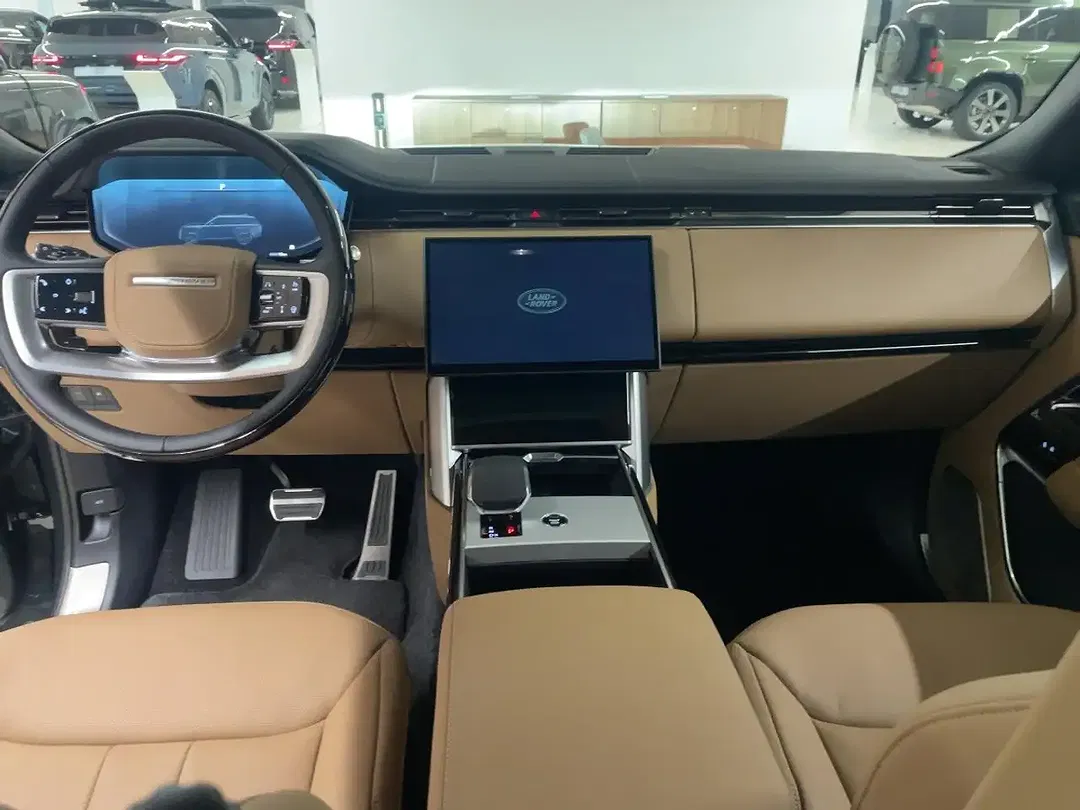 Land Rover Range Rover - Thumbnail 10