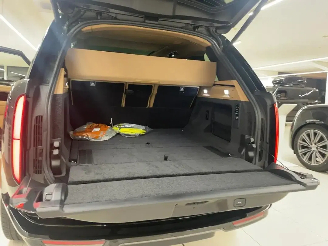 Land Rover Range Rover - Thumbnail 7