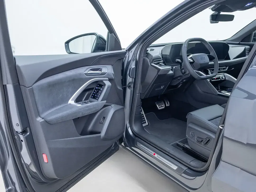 Audi Q5 - Thumbnail 9