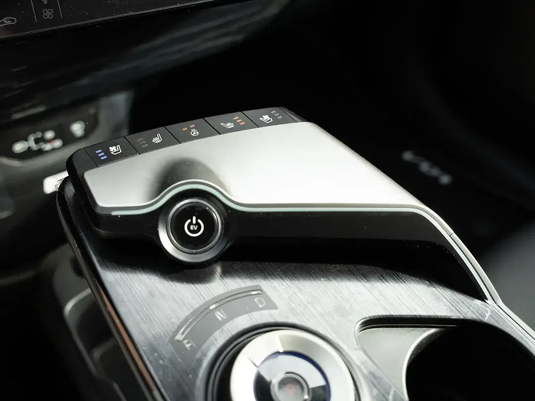 Kia EV6 - Thumbnail 6