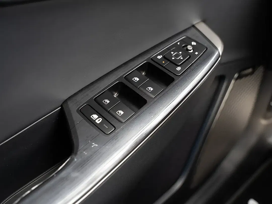 Kia EV6 - Thumbnail 8