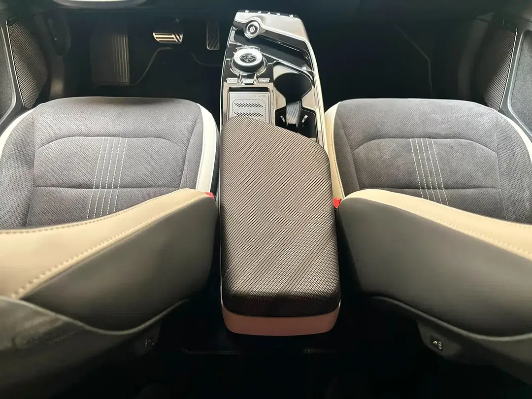 Kia EV6 - Thumbnail 13