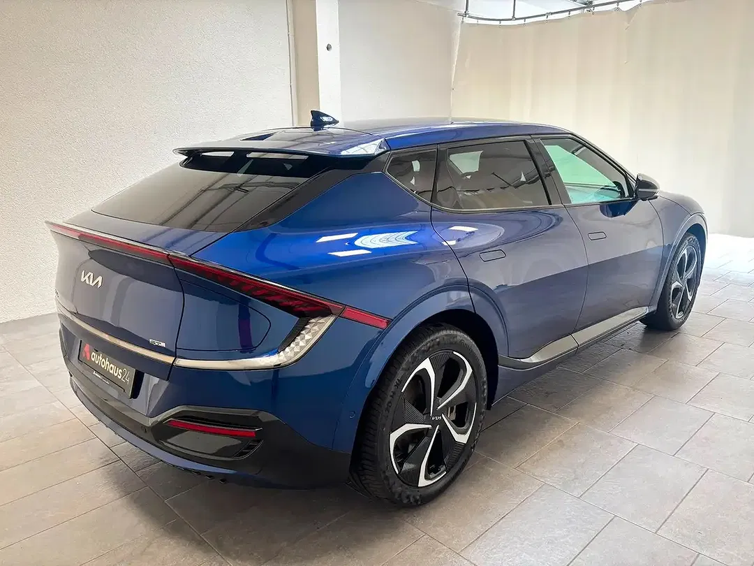 Kia EV6 - Thumbnail 5