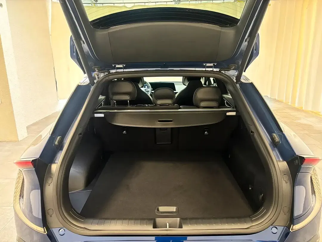 Kia EV6 - Thumbnail 6