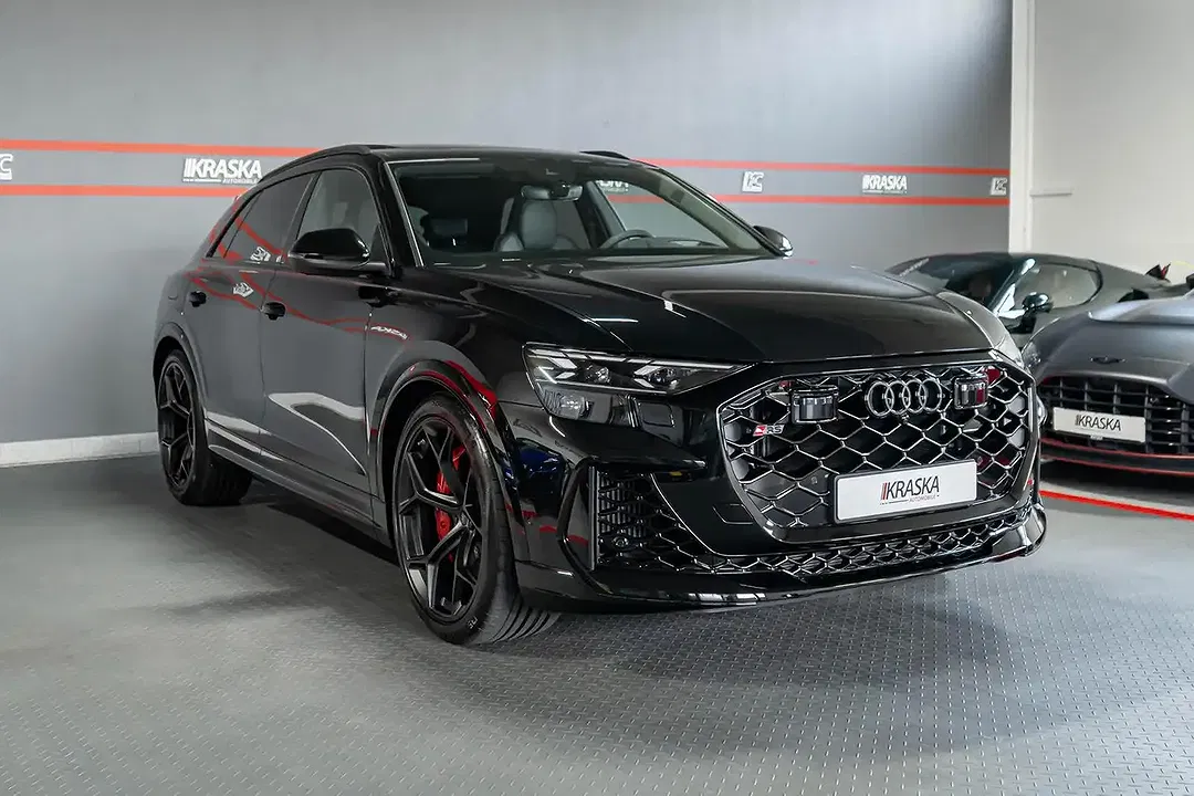 Audi RS Q8 - Thumbnail 5