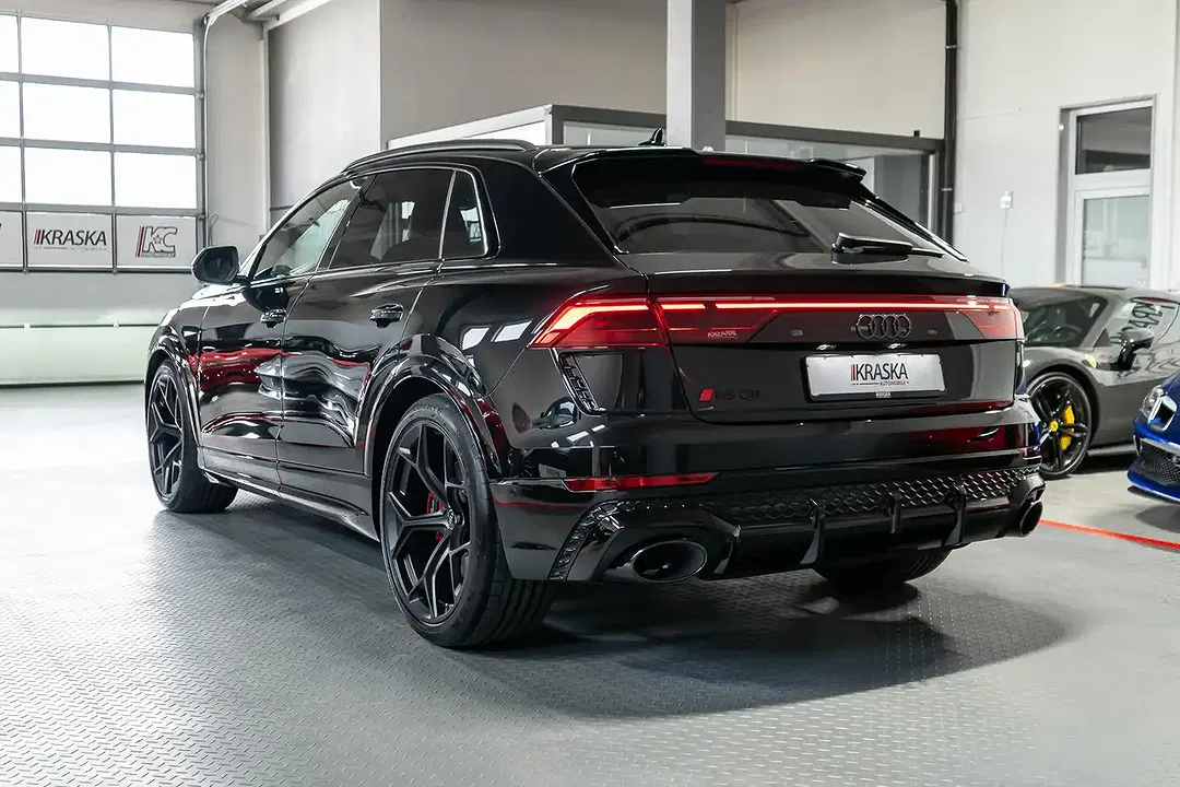 Audi RS Q8 - Thumbnail 9