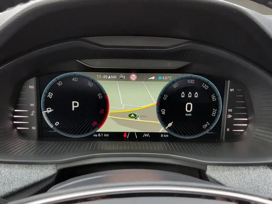 Skoda Scala - Thumbnail 10