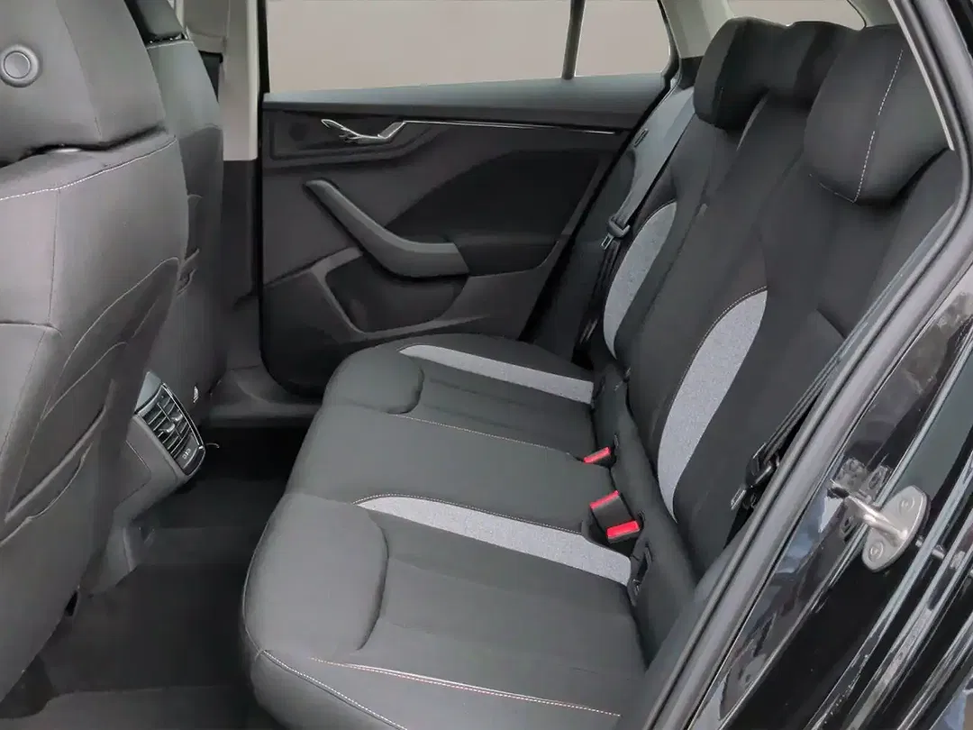 Skoda Scala - Thumbnail 12