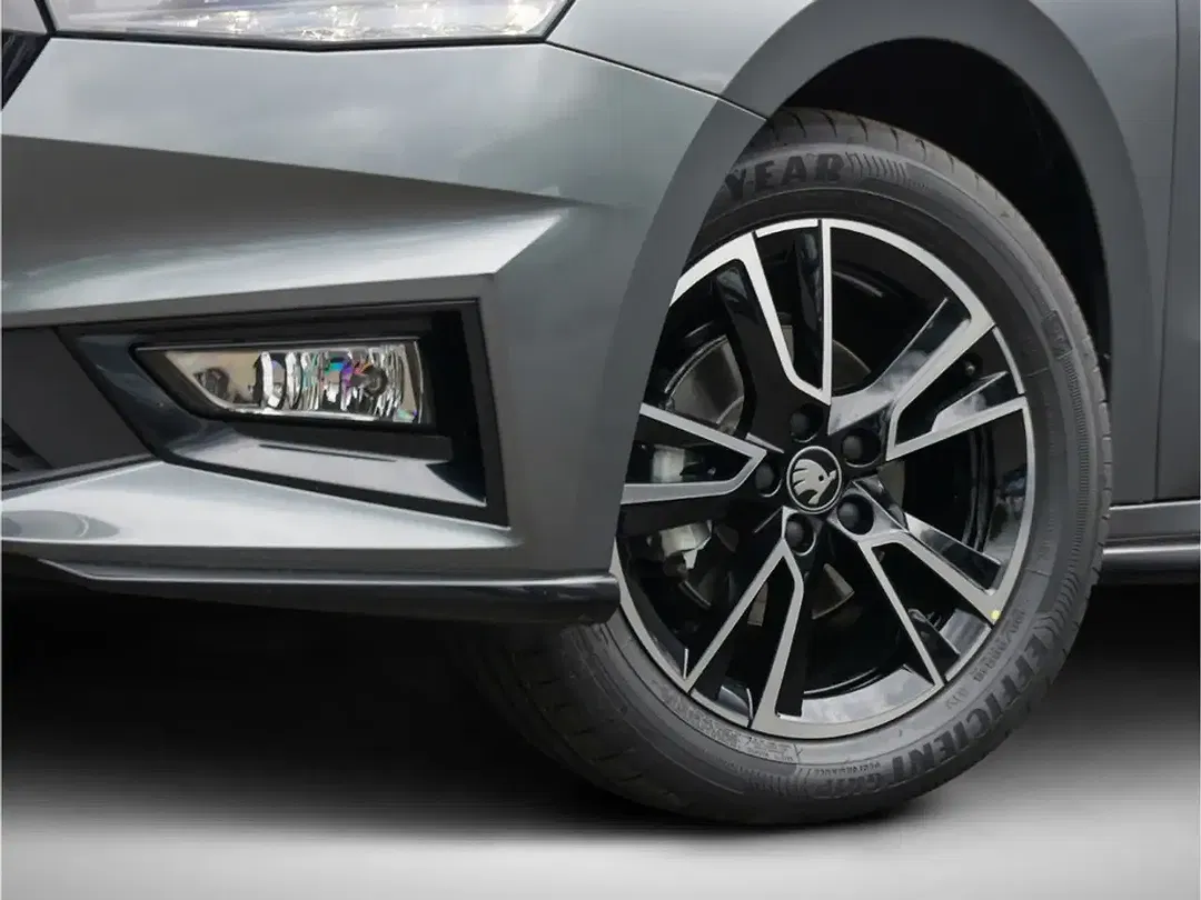 Skoda Fabia - Thumbnail 4