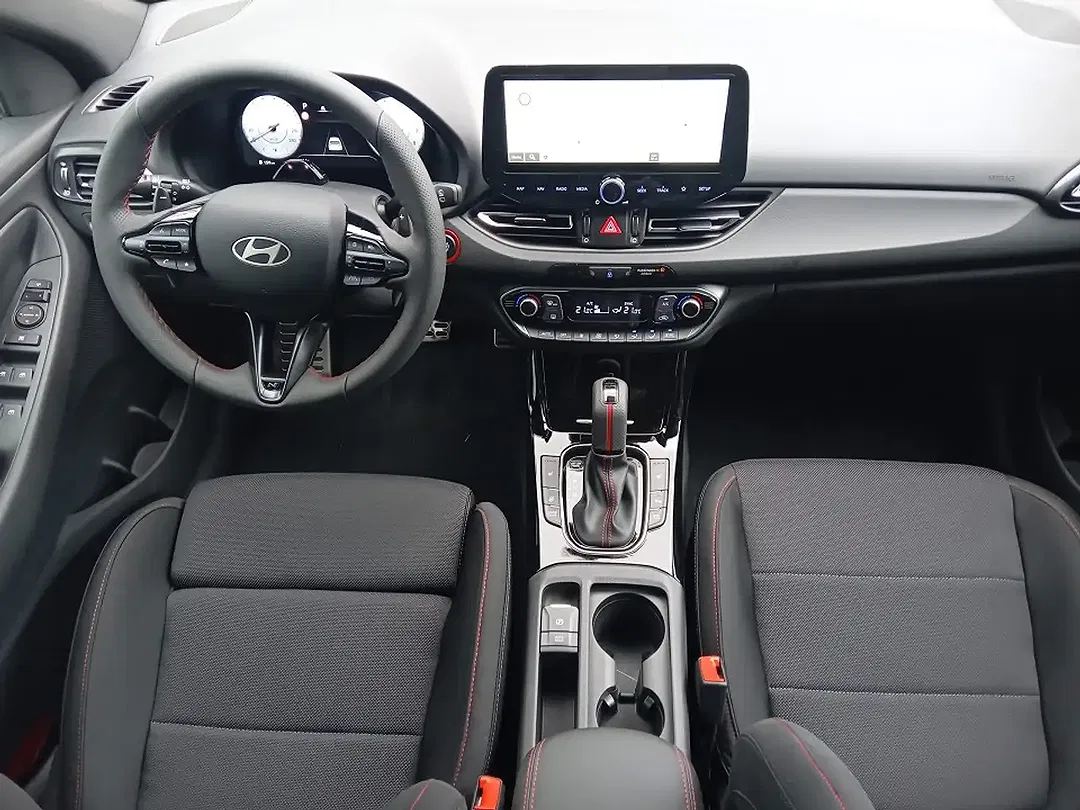 Hyundai i30 - Thumbnail 11