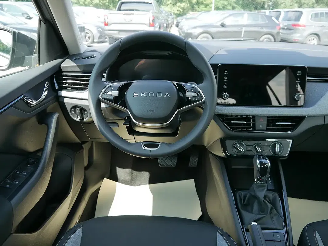 Skoda Kamiq - Thumbnail 11