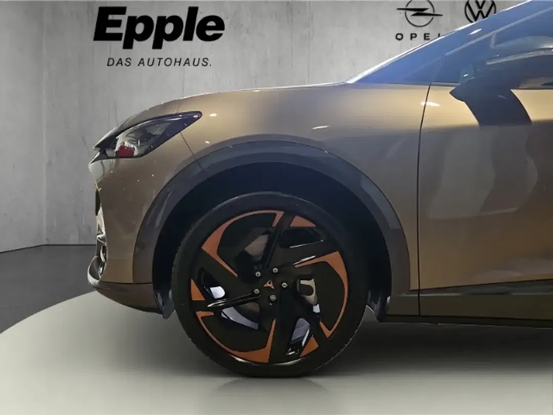 CUPRA Tavascan - Thumbnail 5