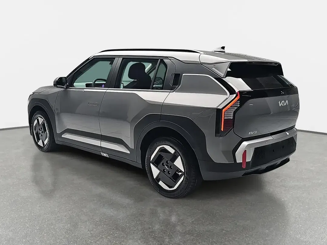 Kia EV3 - Thumbnail 4
