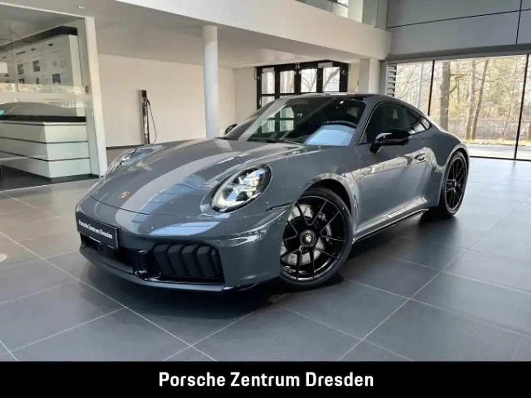 Porsche 992 - Thumbnail 1