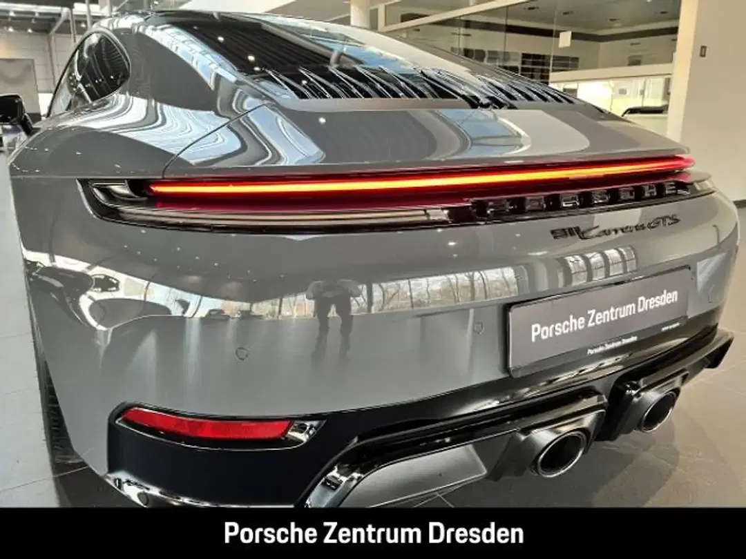 Porsche 992 - Thumbnail 14