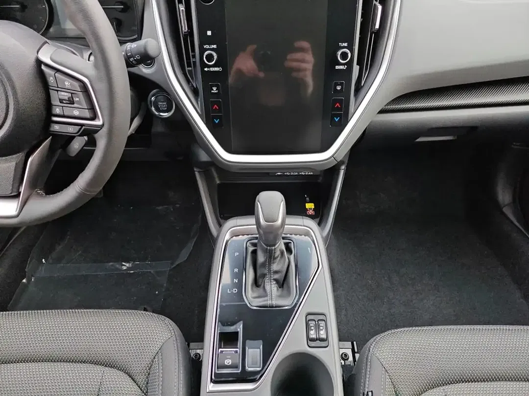 Subaru Crosstrek - Thumbnail 11