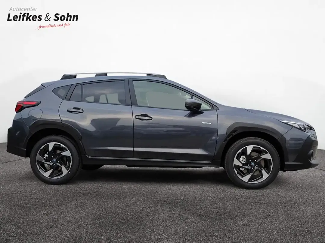 Subaru Crosstrek - Thumbnail 6