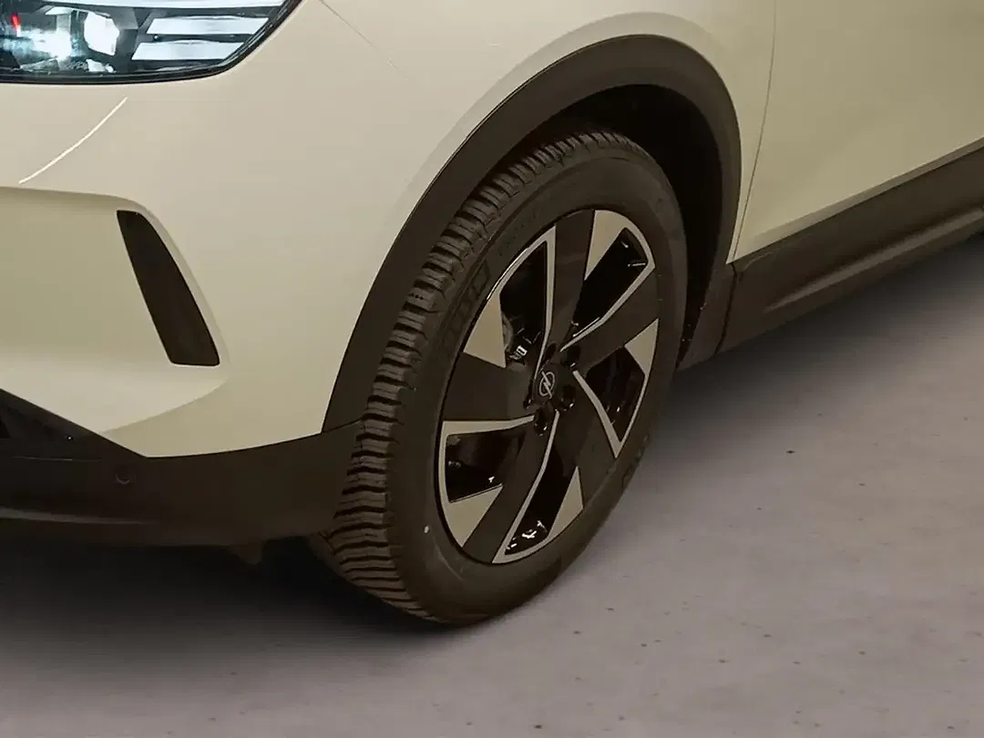 Opel Grandland - Thumbnail 8