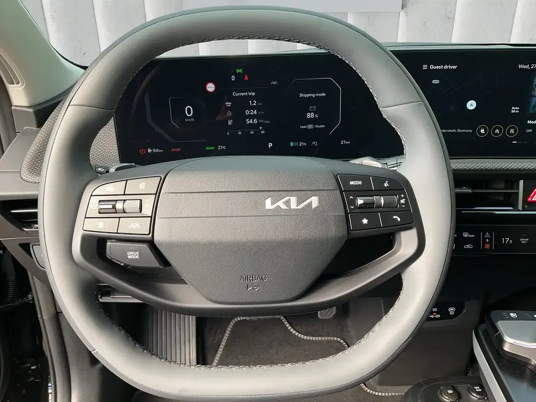 Kia EV6 - Thumbnail 5