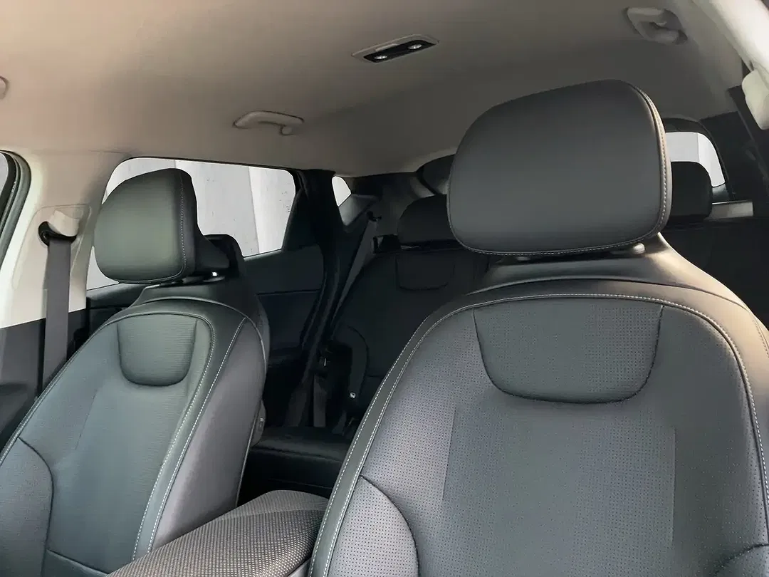 Kia EV6 - Thumbnail 8